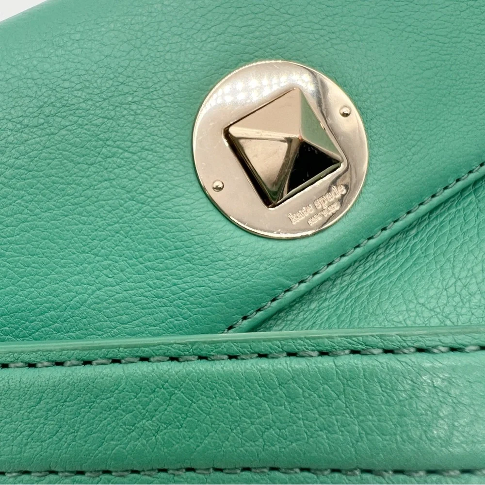 Kate Spade Green Leather‎ Wristlet Wallet Chrystie Street
